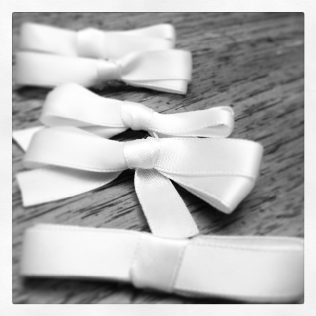 ribbons of mourning